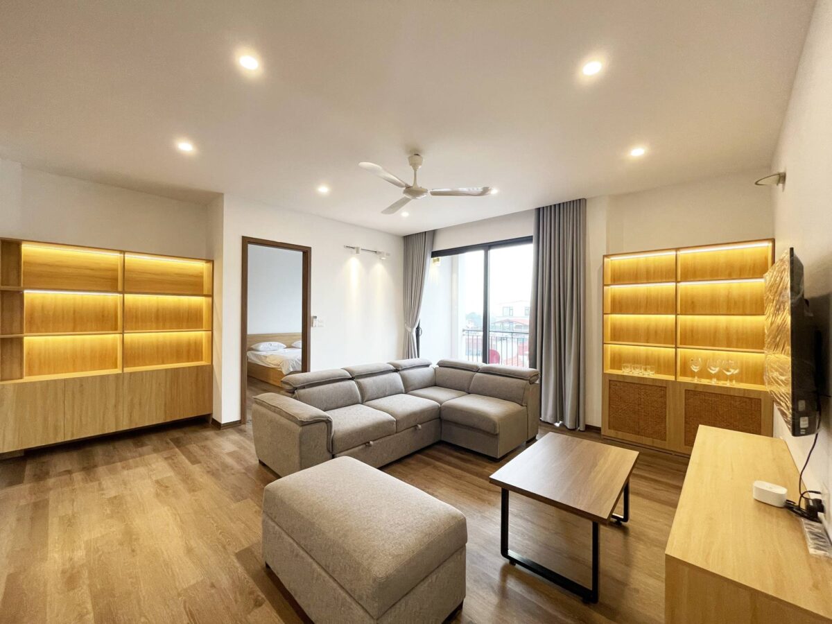 Luxurious 3-Bedroom Apartment for Rent in Tay Ho (2)