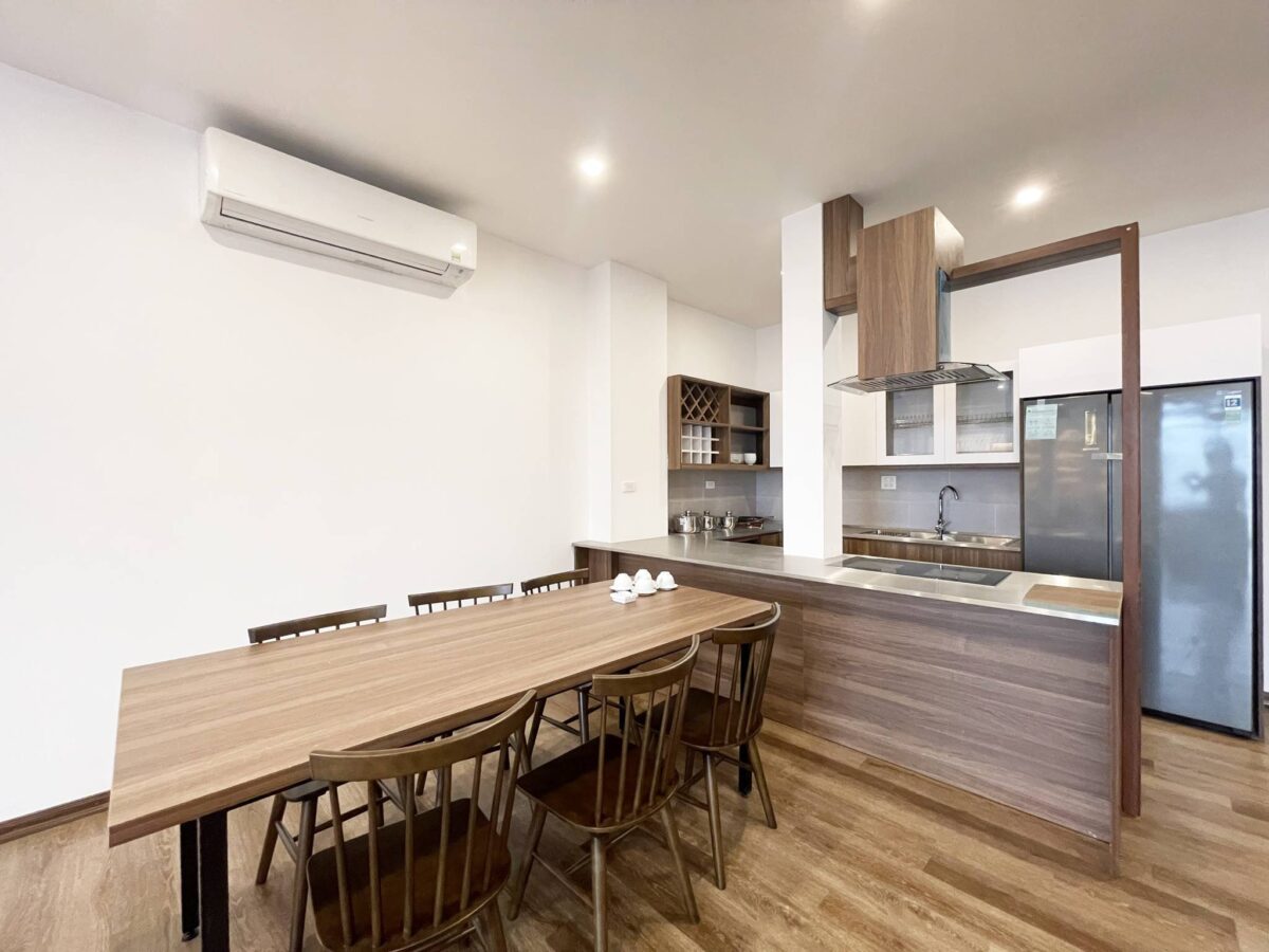 Luxurious 3-Bedroom Apartment for Rent in Tay Ho (6)