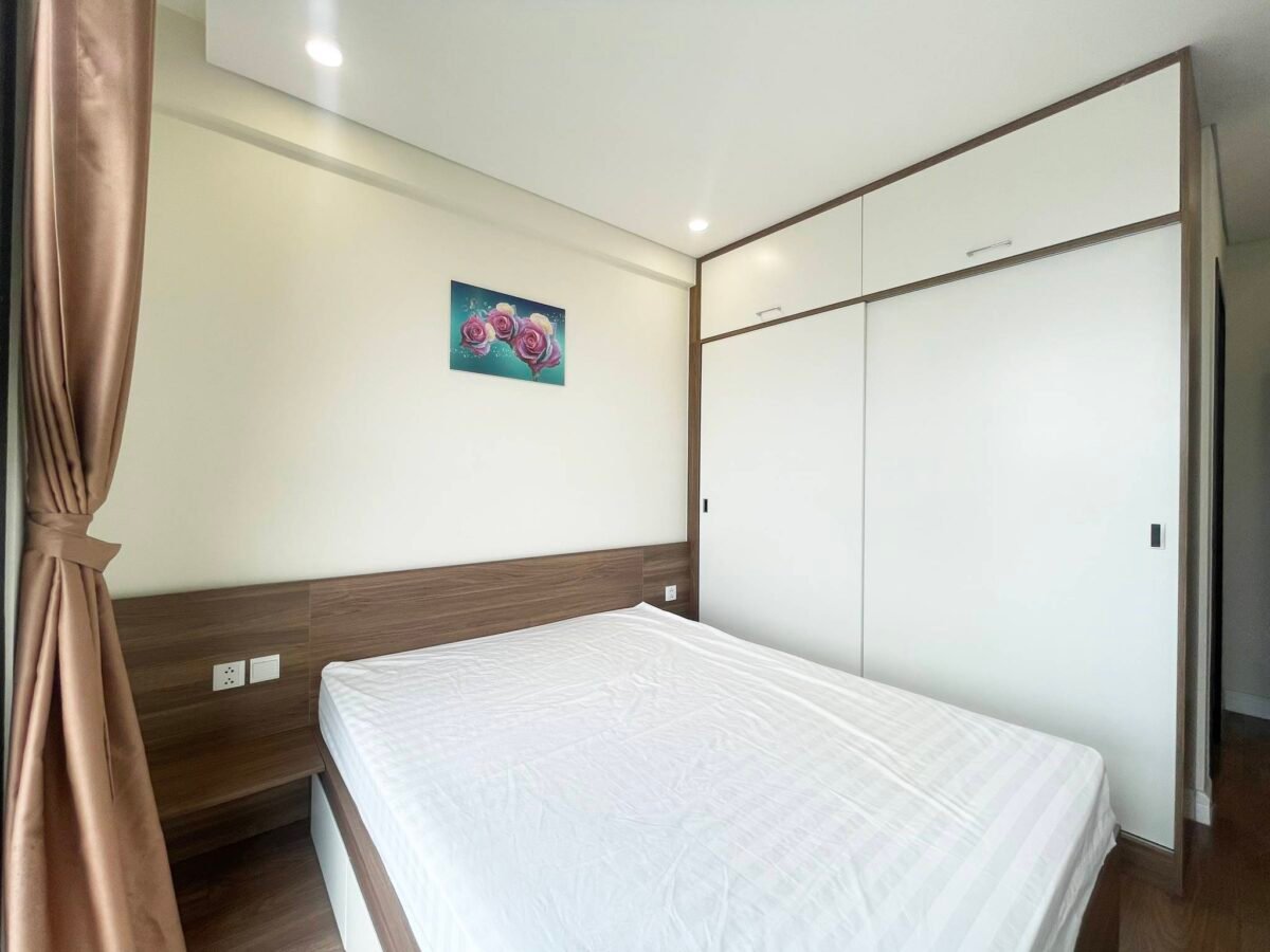 El Dorado Tay Ho Apartment A 2-Bedroom Lake View Gem for Rent (10)