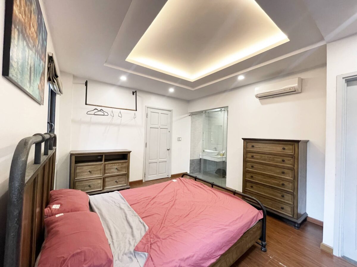 Nice & cheap rustic 2 bedrooms in Dang Thai Mai for rent (18)