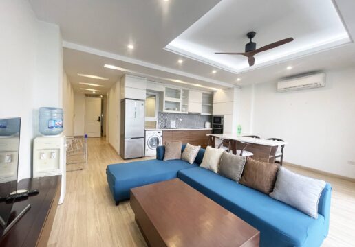 Spacious and Modern serviced apartment with Stunning lake view in Quang An (1)