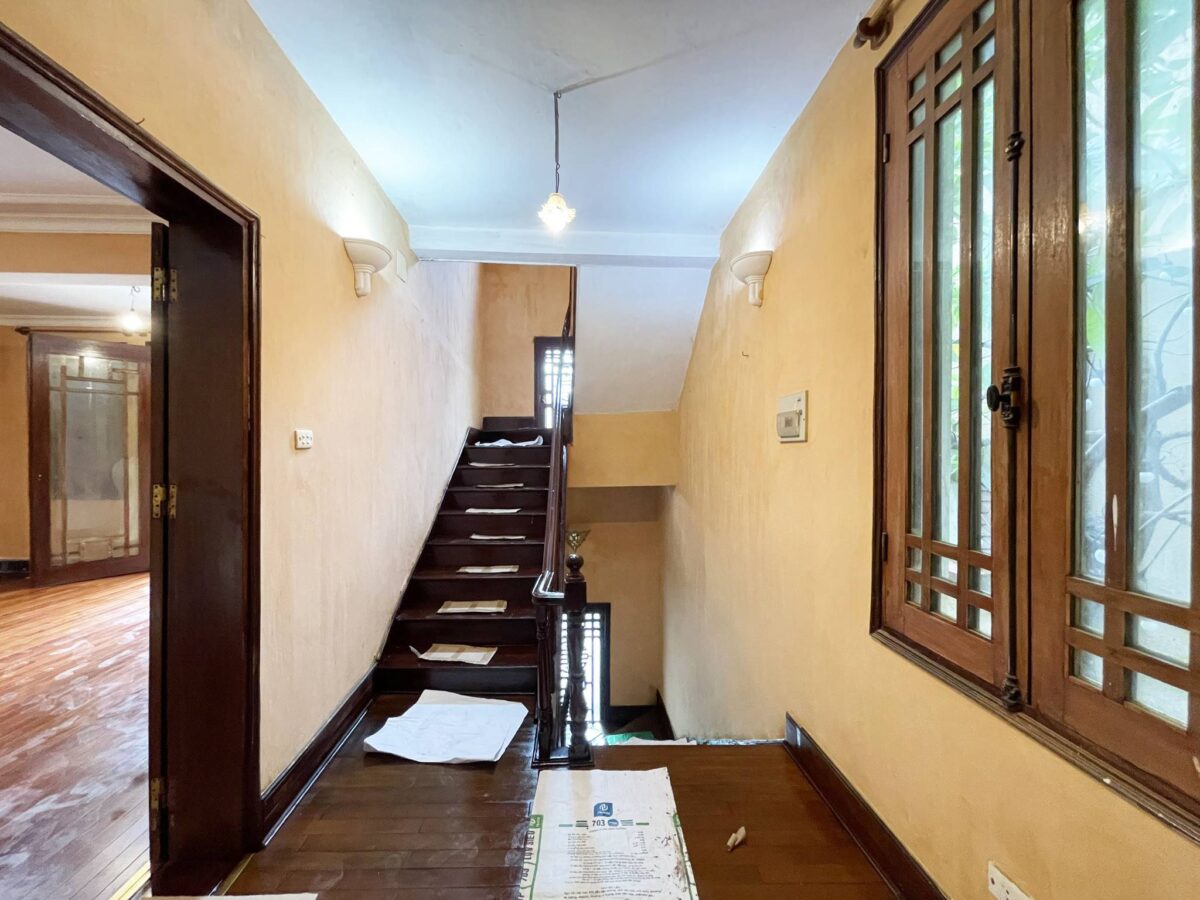 Exquisite French-Style Villa in Westlake, Hanoi for Rent A Historic Treasure with Breathtaking Views (45)