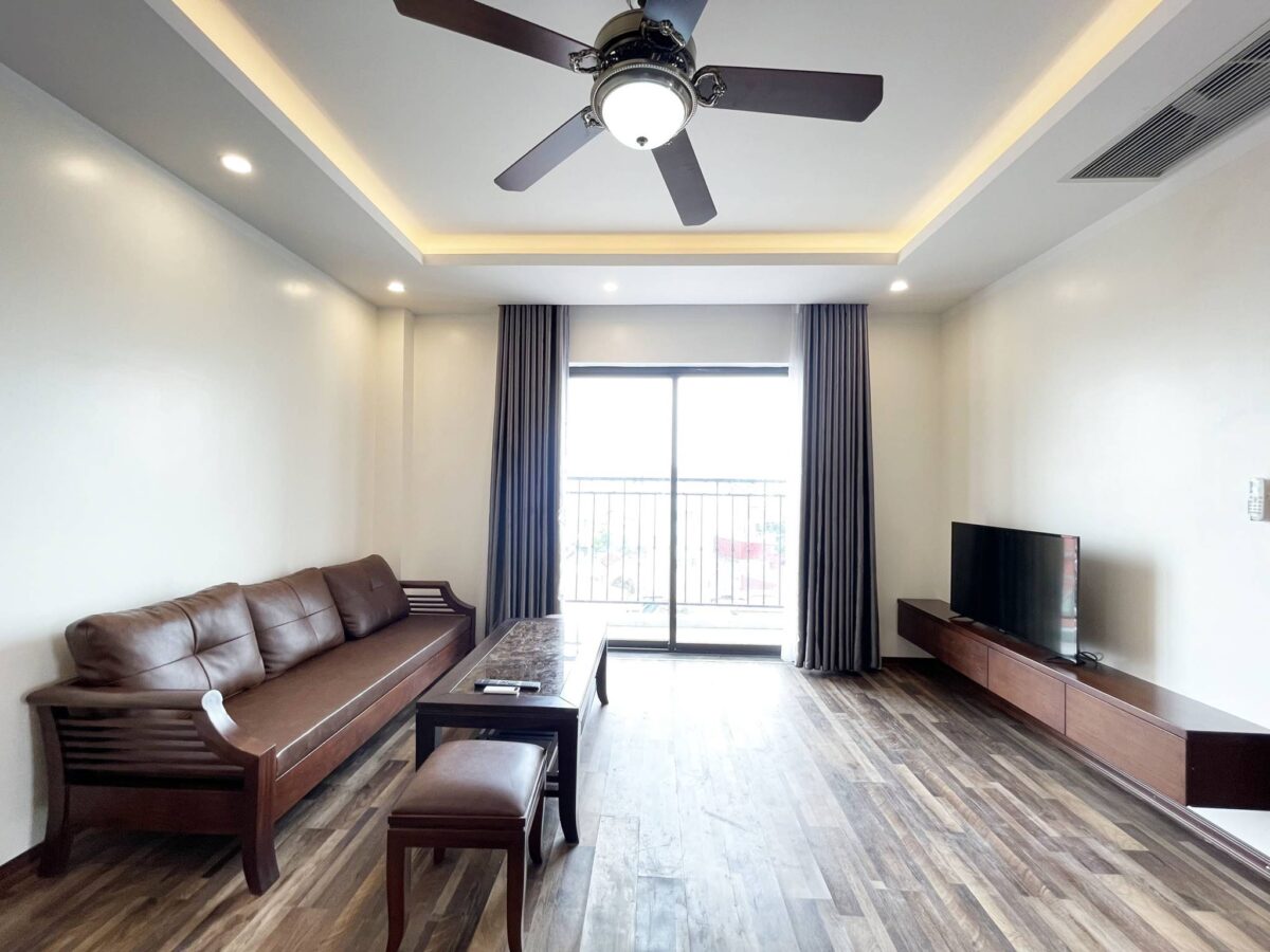 Fully furnished 2BRs apartment for rent in Lac Long Quan, Tay Ho (1)