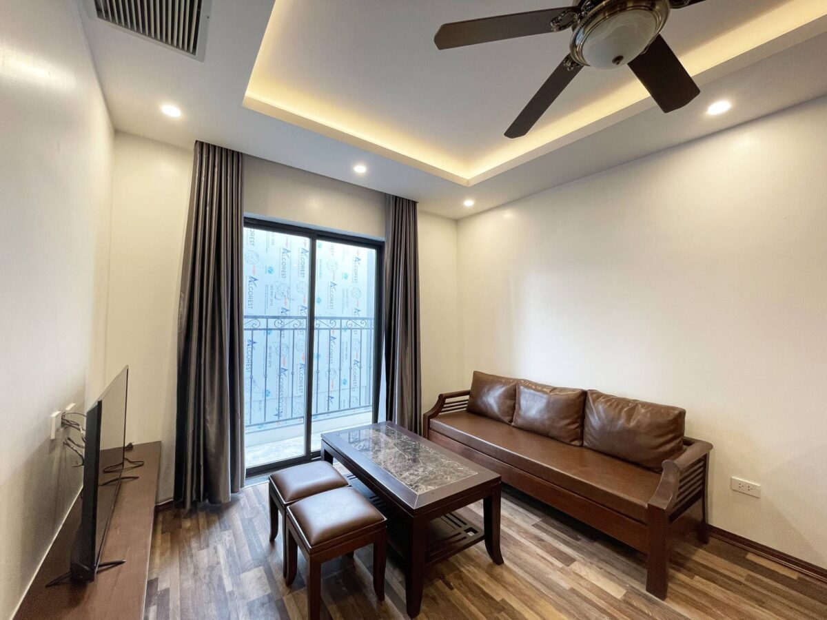 New 1BR apartment in Lac Long Quan for rent (3)