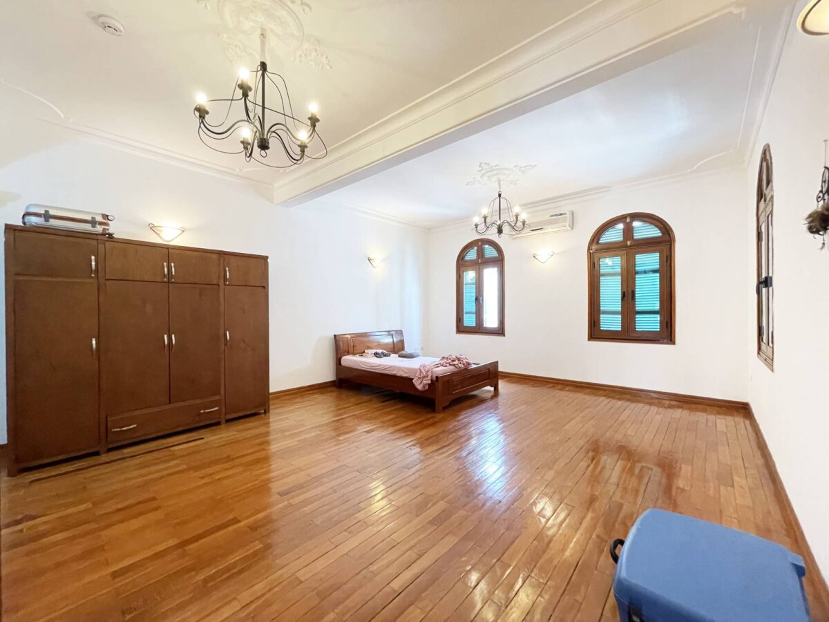 Enormous 4BRs villa for rent in Westlake, Hanoi (45)