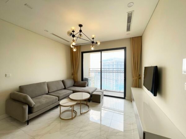 Amazing lake-view 3BRs apartment for rent at D' El Dorado (2)