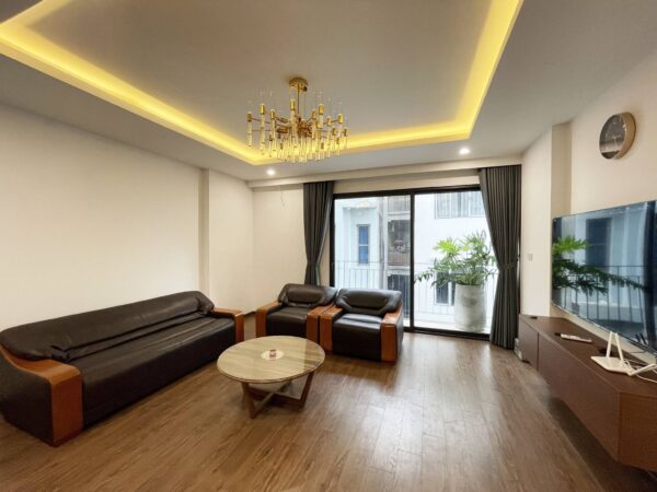 Big 2-bedroom apartment for rent in Xuan Dieu, Tay Ho, Hanoi (1)