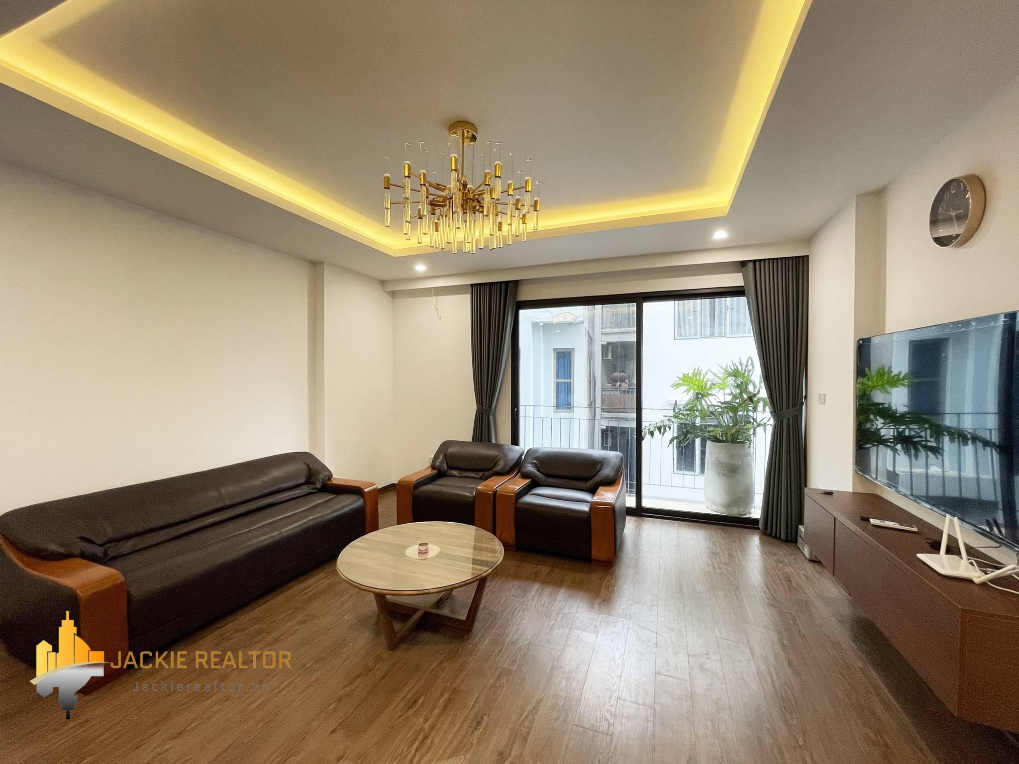 Big 2-bedroom apartment for rent in Xuan Dieu, Tay Ho, Hanoi (1)