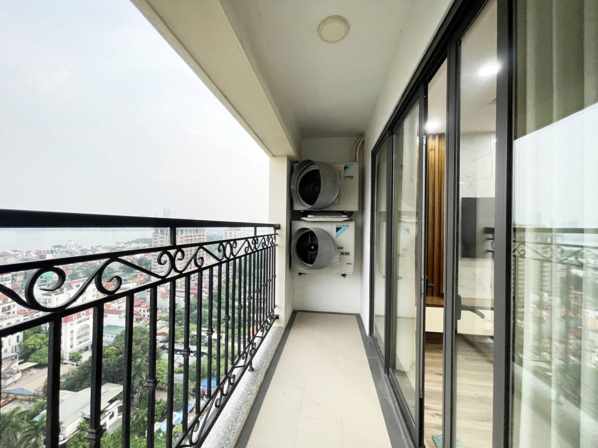 Brand-new lake-view 3BRs apartment for rent at Tower A, D' Le Roi Soleil (19)