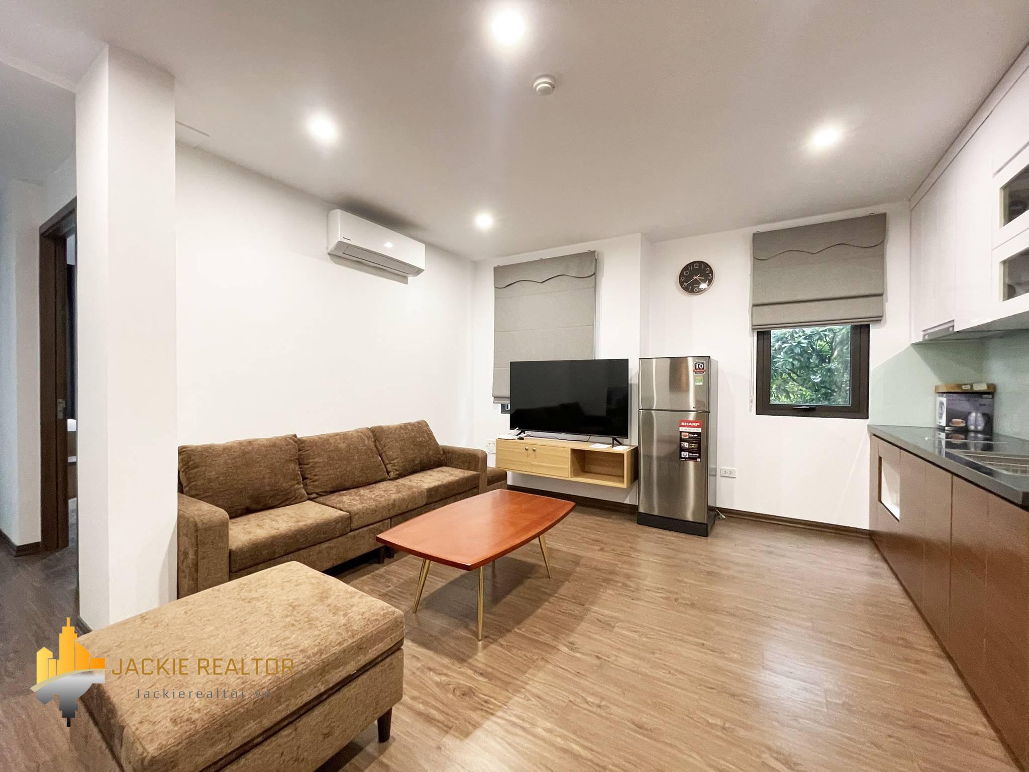 Modern 1 bedroom for rent in Xuan Dieu, Tay Ho, Hanoi (1)