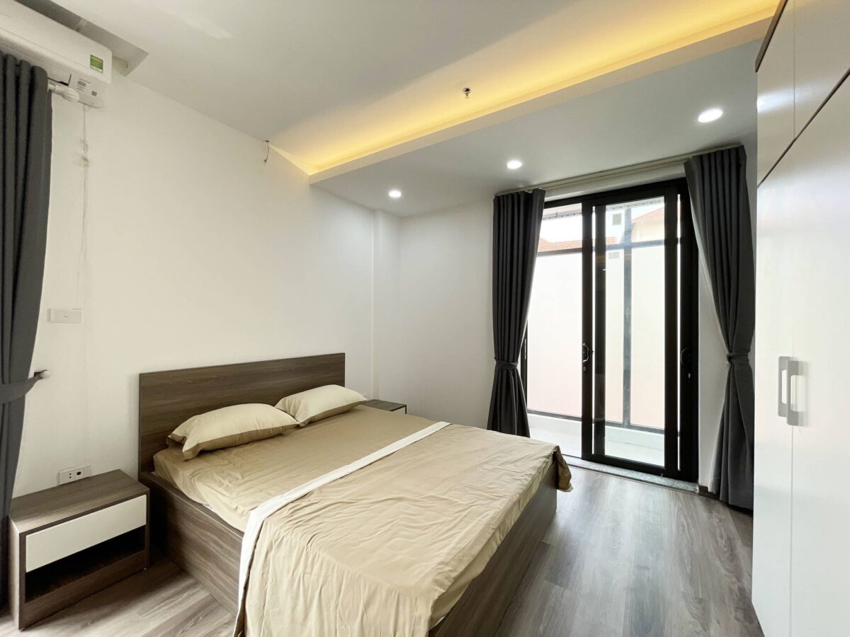 Reasonable-pricing studio for rent in To Ngoc Van Street (2)