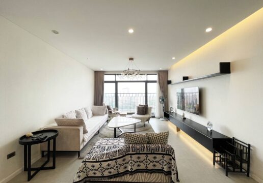 Incredibly beautiful lake-view 3BRs apartment in Platinum Residences for rent (1)