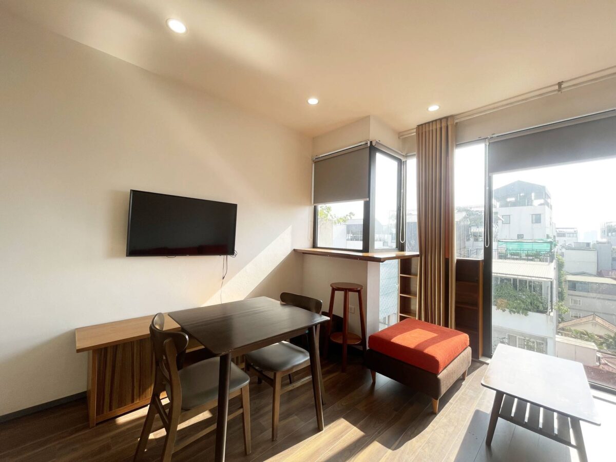 Big terrace-apartment for rent at No. 5 Tu Hoa, Westlake Hanoi (5)