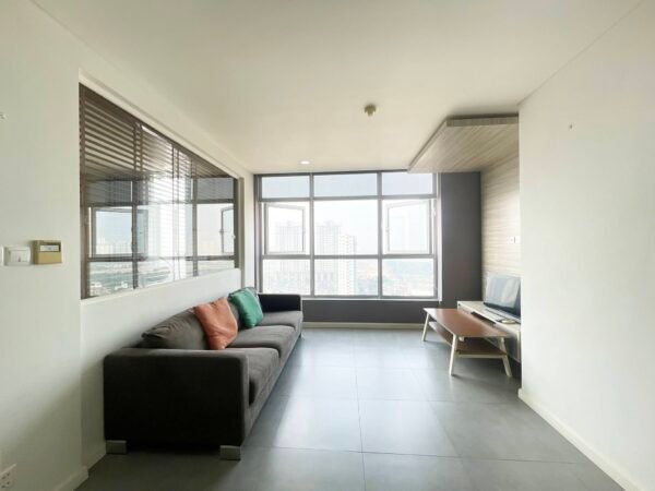 Excellent 1-bedroom apartment in Watermark Lac Long Quan for rent (1)