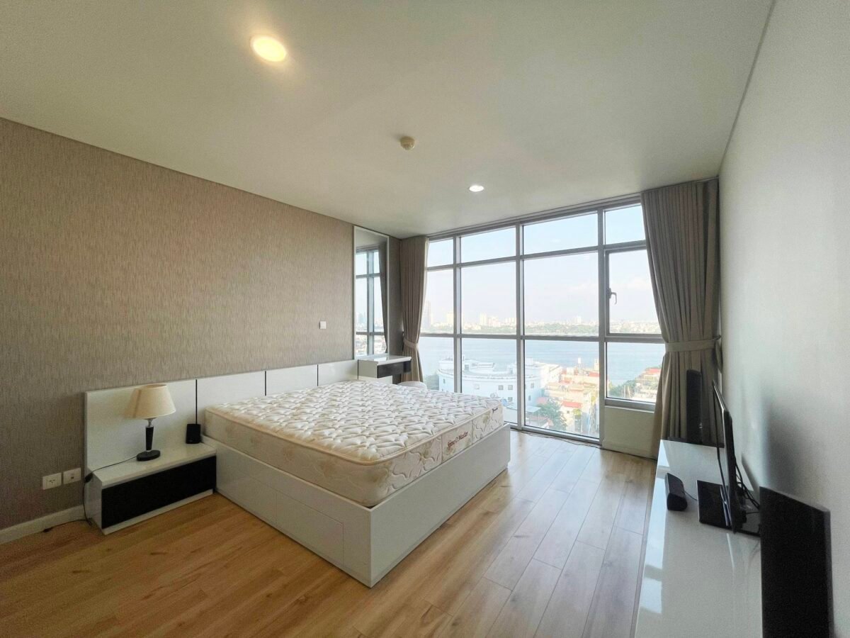 Excellent lake-view 2 bedrooms in Watermark for rent (16)
