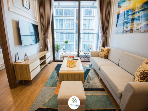 Modern 2 bedrooms in M1 Vinhomes Metropolis for rent (2)