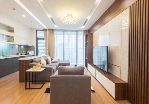 Opulent 4 bedrooms in Vinhomes Metropolis for rent (1)