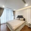 Royal-style 3BRs Vinhomes Metropolis apartment for rent (10)