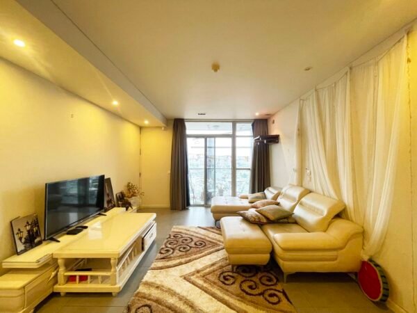 Rustic 2 bedrooms in Watermark Tay Ho for rent (2)