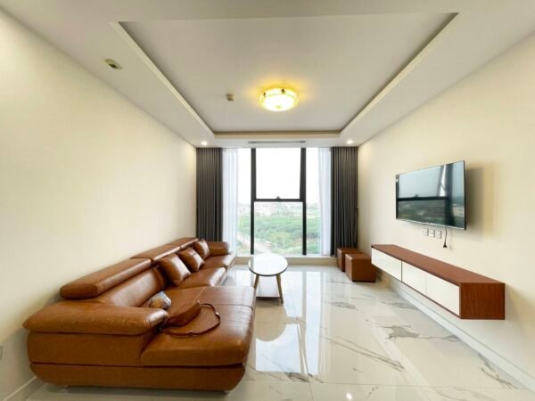 Comfortable 3-bedroom apartment in Sunshine City for rent (2)