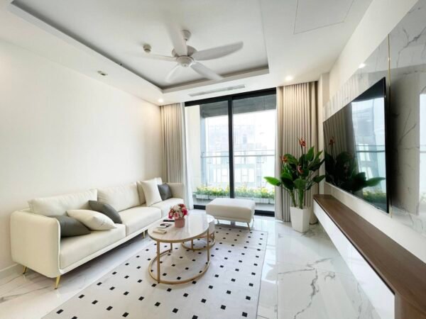 Elegant 3-bedroom apartment in S3 Sunshine City for rent (2)