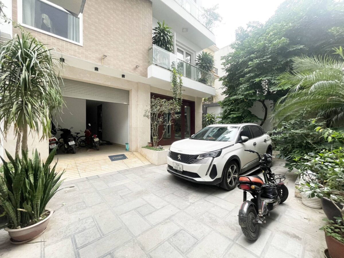 Gorgeous 5-storey garden house in Xuan La for rent (2)