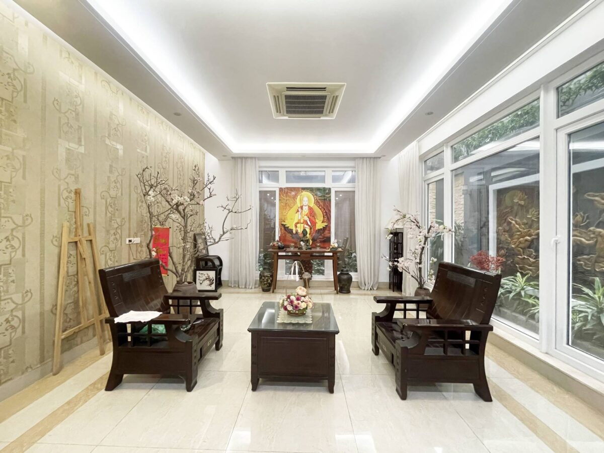 Gorgeous 5-storey garden house in Xuan La for rent (3)