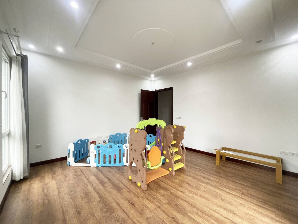 Gorgeous 5-storey garden house in Xuan La for rent (41)