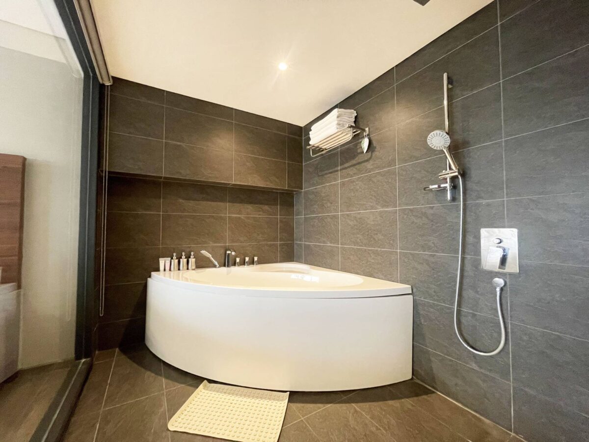 Pentstudio Westlake Hanoi - 1-bedroom serviced apartment for rent (15)