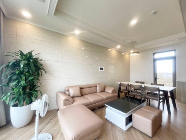 3 bedrooms Starlake Luxurious apartment for rent in Hanoi (1)