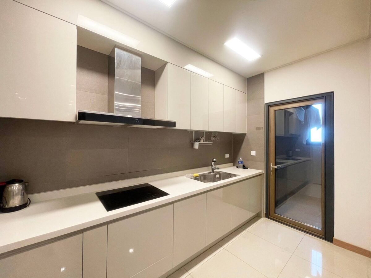 Modern 2-bedroom apartment at Starlake for rent (5)