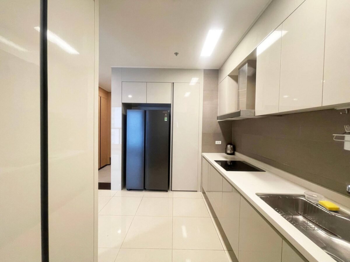Modern 2-bedroom apartment at Starlake for rent (7)
