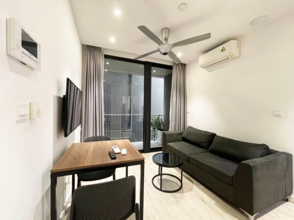 Big balcony 1-bedroom apartment in To Ngoc Van for rent (1)