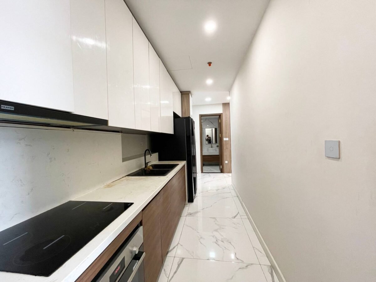 Comfortable 3-bedroom apartment at S3 Sunshine City for rent (11)