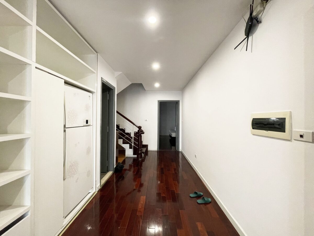 Duplex apartment Tay Ho Beautiful 3 bedrooms for rent (9)