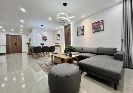 Heavenly apartment with 3 bedrooms at The Link Ciputra for rent (1)