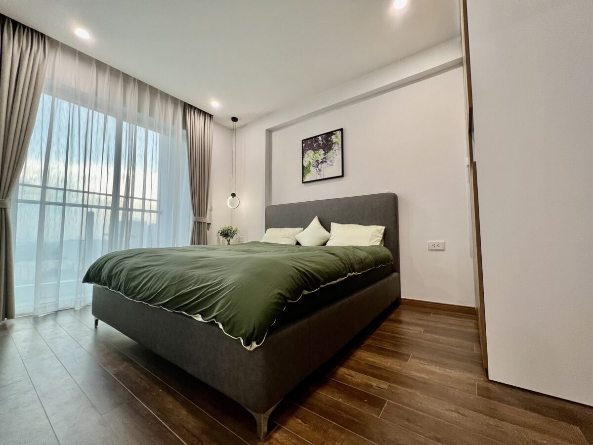 Heavenly apartment with 3 bedrooms at The Link Ciputra for rent (12)