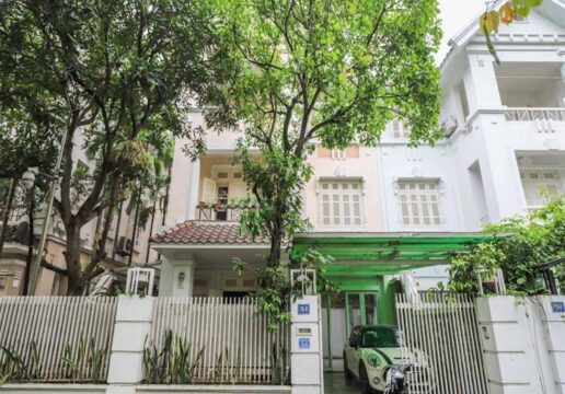 Large 4-bedroom house at Ciputra for rent (1)