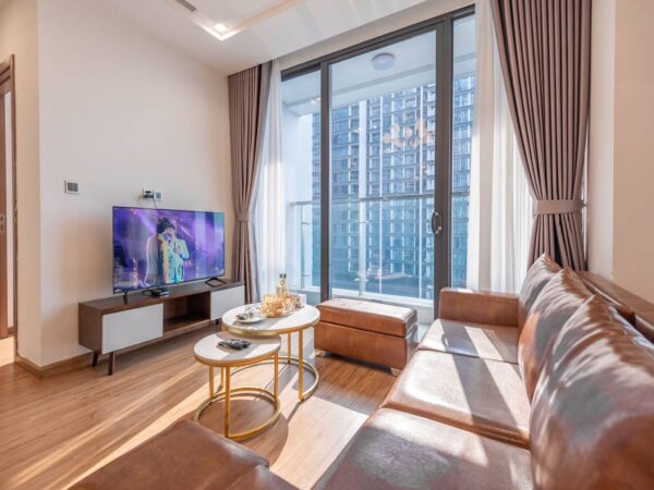 Lavish 2-bedroom apartment for rent at M3 Vinhomes Metropolis (1)
