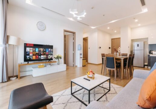 Lovely apartment with 2 bedrooms at Vinhomes Metropolis for rent (1)