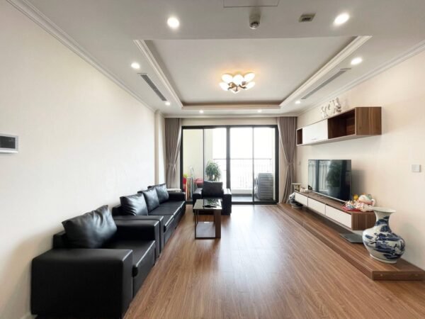 Stunning 114m2 River and Bridge view apartment for rent at Sunshine Riverside (2)