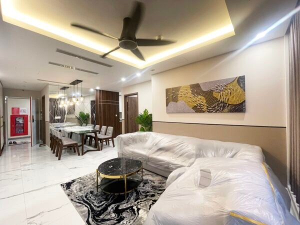 Sumptuous 2-bedroom apartment at Sunshine City for rent (1)