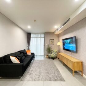 Watermark building - Awesome 2-bedroom apartment for rent (1)