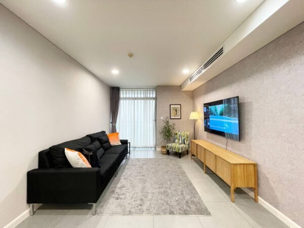 Watermark building - Awesome 2-bedroom apartment for rent (1)