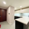 Watermark building - Awesome 2-bedroom apartment for rent (15)