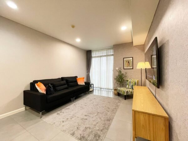 Watermark building - Awesome 2-bedroom apartment for rent (2)
