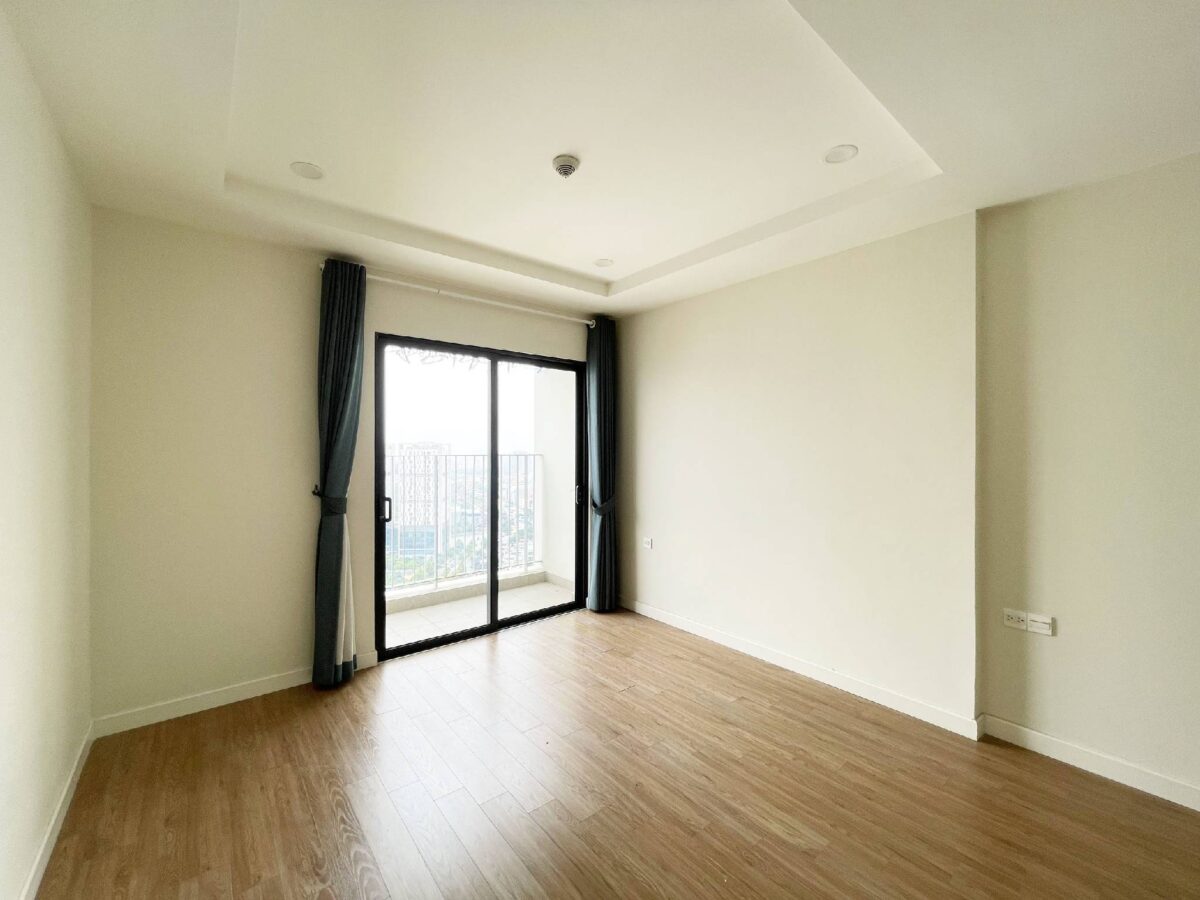 Beautiful lake-view 3BR apartment for resale at Kosmo Tay Ho (17)