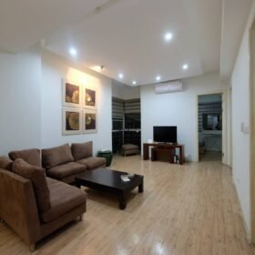 Commodious 3-bedroom apartment in E4 Ciputra for rent (1)