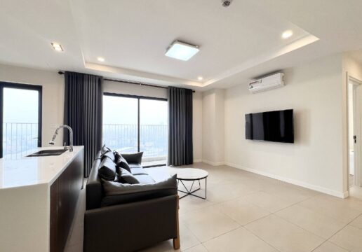 Dandy lake-view 3-bedroom apartment at Kosmo for rent (1)