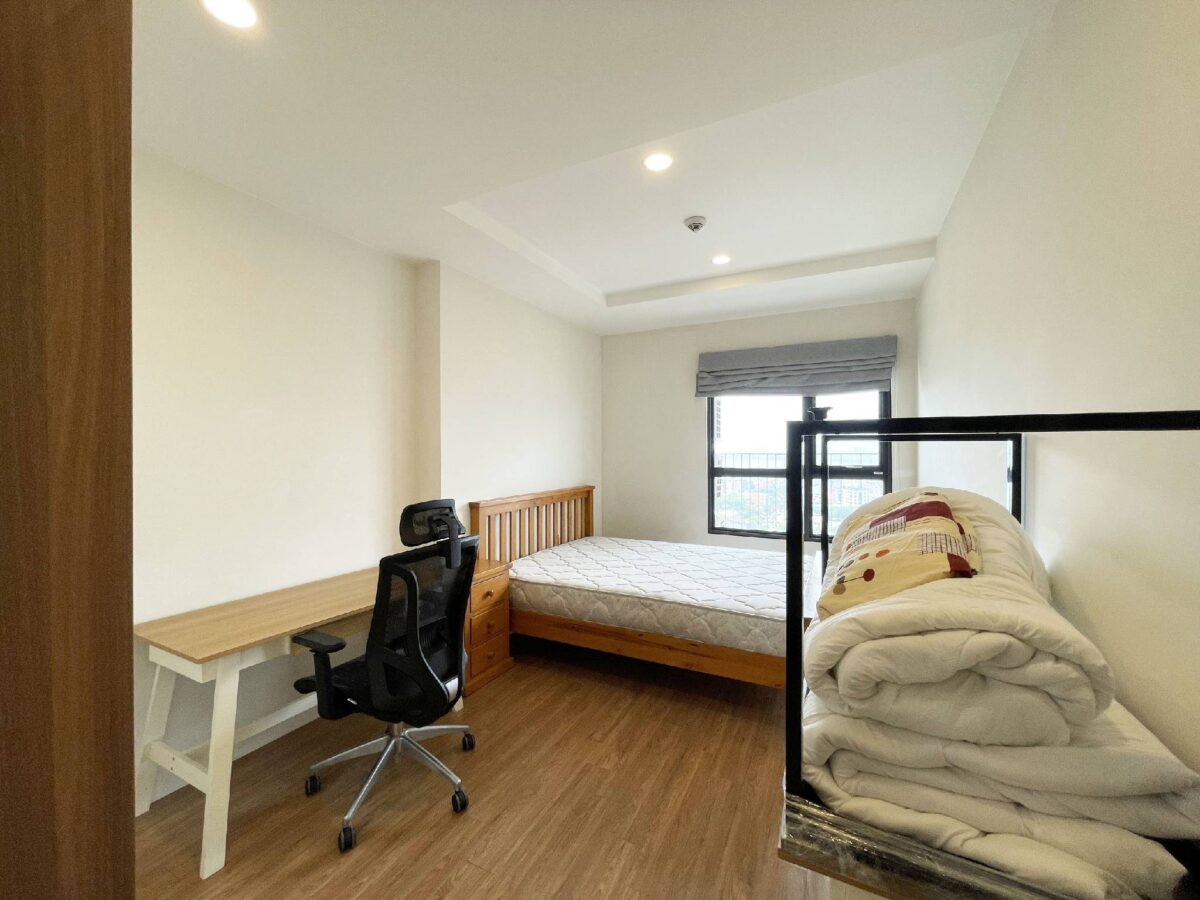 Excellent 3-bedroom transferred apartment at Kosmo Tay Ho (12)